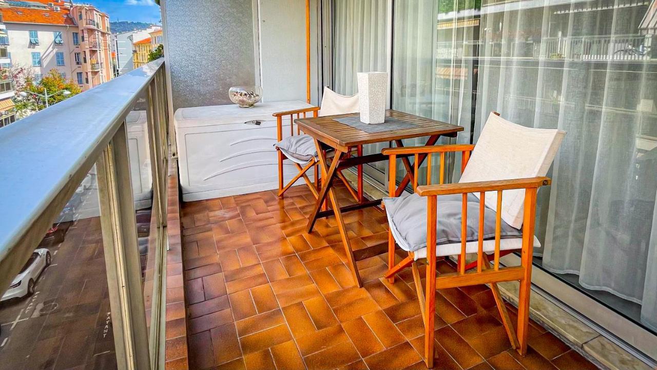 Very Central Apartment With Terrace Ница Екстериор снимка